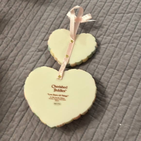 Cherished Teddies- Bears with Bows Double Heart Plaque - Picture 2 of 5